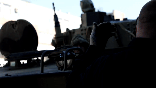 Phương Tây bất ngờ khi loạt thiết giáp BMP-3 mới tinh của Nga xuất xưởng ra tiền tuyến