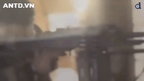 Súng máy huyền thoại PKM Liên Xô theo chân lính Nga tới Bắc Cực