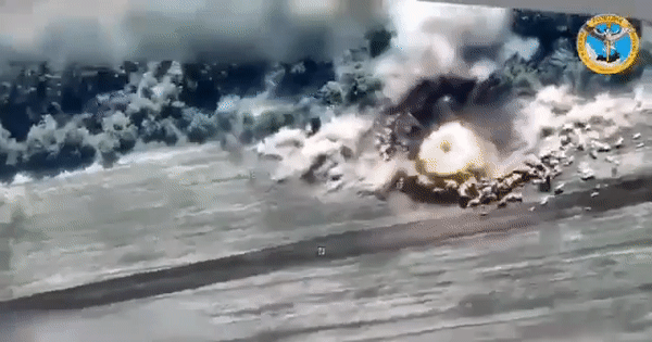 Radar phản pháo tối tân Zoopark-1M Nga bị Ukraine thu giữ tại Izyum?