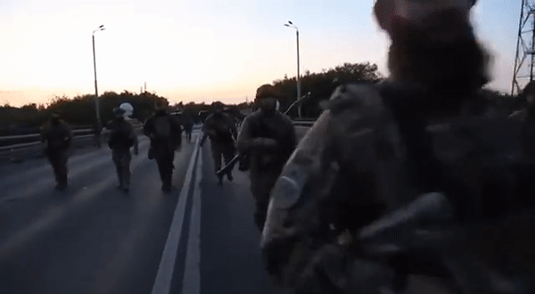 Đặc nhiệm Chechnya rời Rostov sau khi Wagner đạt thỏa thuận và rút quân