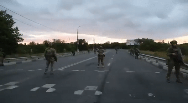 Đặc nhiệm Chechnya rời Rostov sau khi Wagner đạt thỏa thuận và rút quân