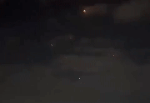 Kiểm soát hoàn toàn không phận Iran, Israel liền phát cảnh báo tấn công