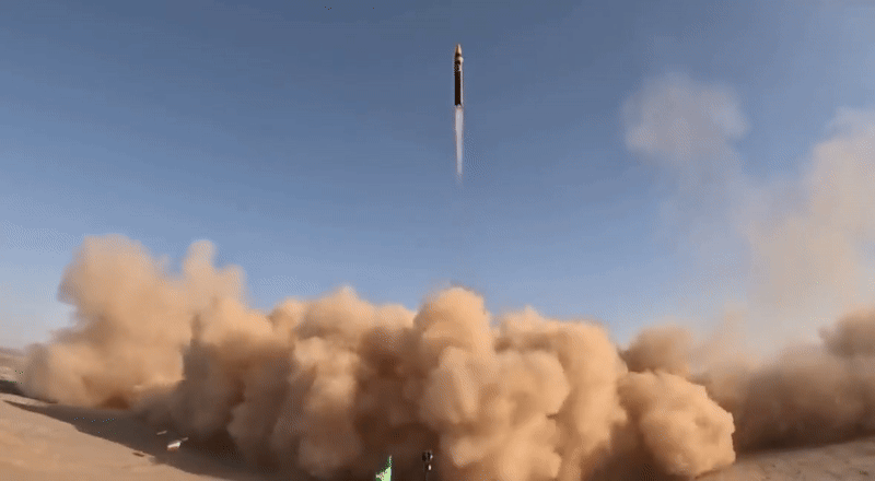 Kiểm soát hoàn toàn không phận Iran, Israel liền phát cảnh báo tấn công