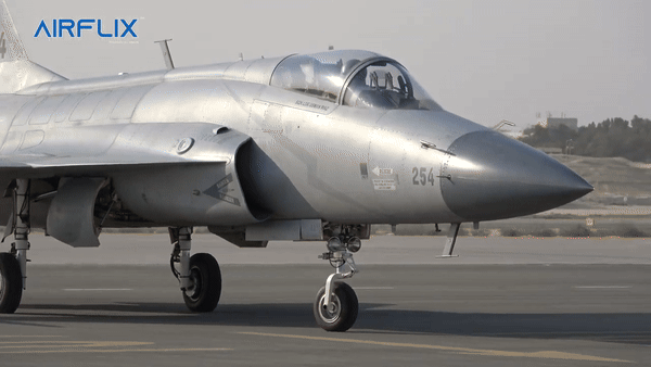 24 tiêm kích JF-17 Trung Quốc vừa được đặt hàng ở Nam Kavkaz