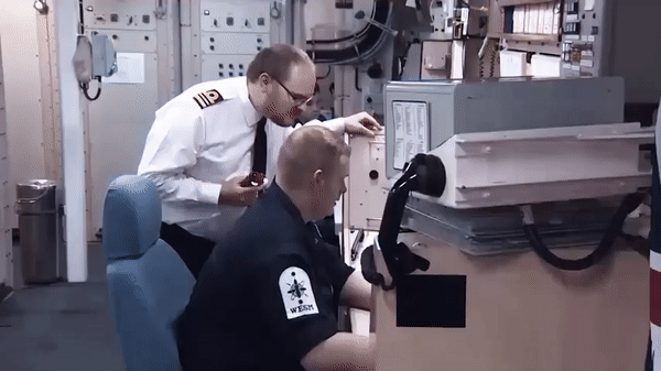 Căn cứ hải quân Anh phong tỏa khẩn cấp vì thủy thủ đùa có bom trên tàu ngầm chiến lược