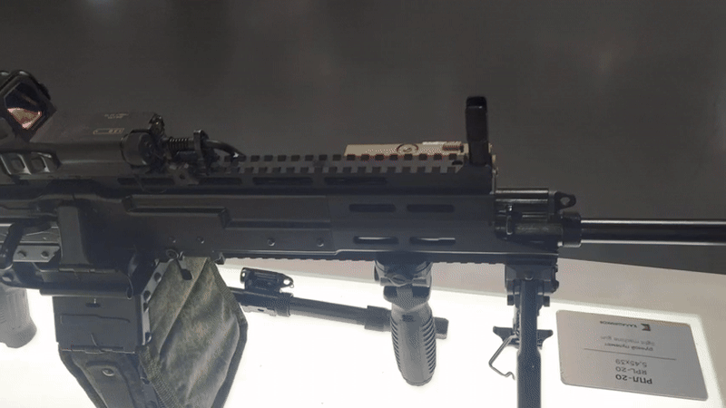 Nga đưa trở lại súng máy băng đạn dây cấp tiểu đội