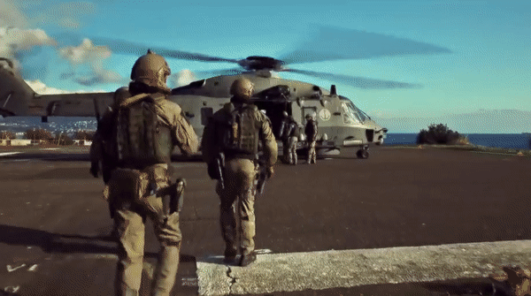 Úc đã cấm bay trực thăng NH90 Taipan cho tới khi sát thời điểm loại biên