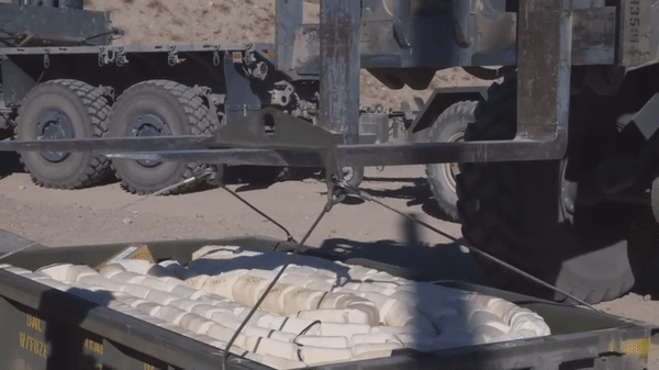 Ukraine dùng vũ khí Mỹ cấp để 'thổi bay' tuyến phòng thủ 'răng rồng' Nga tại Kherson?