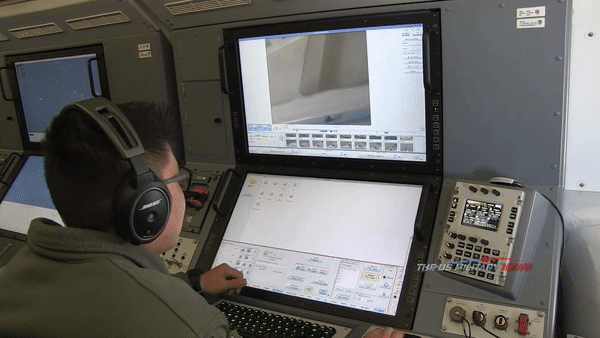 Quá tốn thời gian và tiền bạc để sửa tàu ngầm hạt nhân 'sói biển' của Mỹ