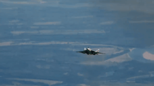 Tiêm kích kích Su-57