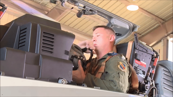 Sự thành công bất ngờ của cường kích cách quạt A-29 Super Tucano