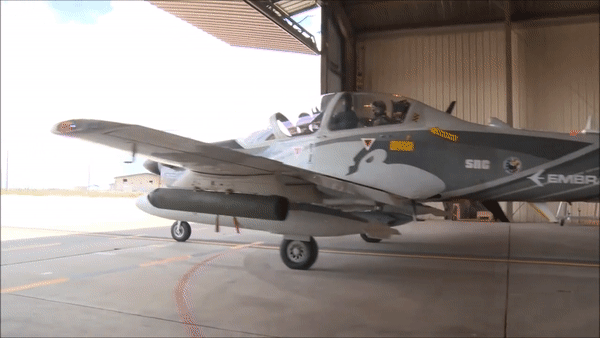 Sự thành công bất ngờ của cường kích cách quạt A-29 Super Tucano