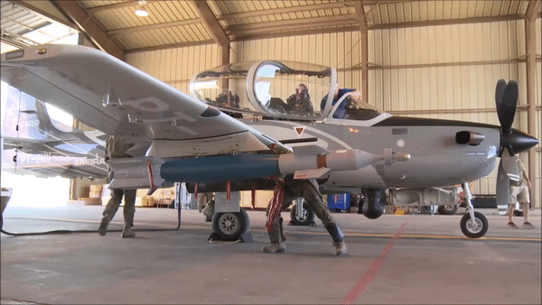 Sự thành công bất ngờ của cường kích cách quạt A-29 Super Tucano