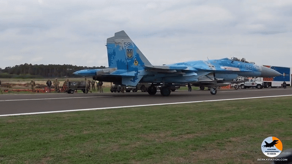 Video tiêm kích Nga - Ukraine không chiến ở Donetsk