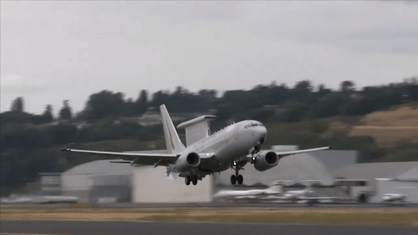 Lý do NATO mua loạt máy bay chỉ huy cảnh báo hiện đại E-7A Wedgetail của Mỹ