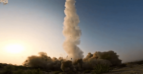 Mẫu tên lửa siêu thanh xuyên thủng lưới lửa phòng thủ của Israel