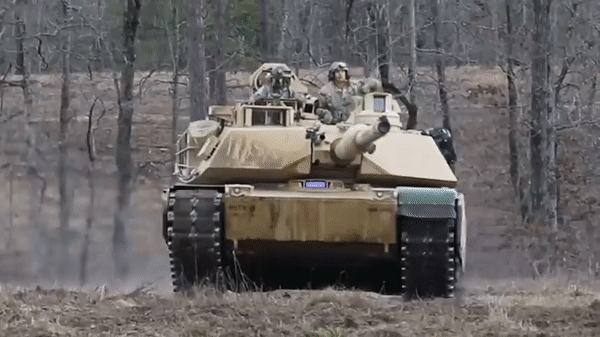 Xe tăng chủ lực M1A2 Abrams