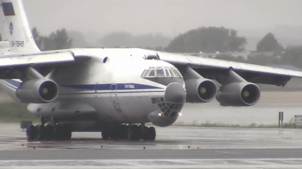 Nga bắt đầu cung cấp 'rồng lửa' S-400 cho Iran?