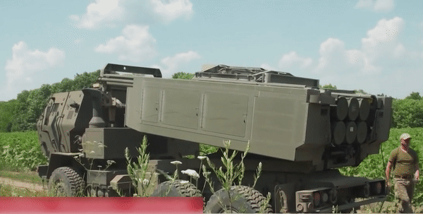 Nga tố Ukraine dùng pháo phản lực HIMARS Mỹ tập kích ‘mục tiêu dân sự’ ở Kherson