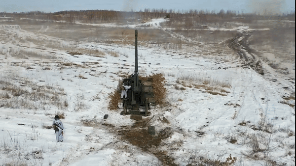 Nga chuyển pháo 2S5 Giatsint-S có thể bắn đạn hạt nhân chiến thuật tới Ukraine