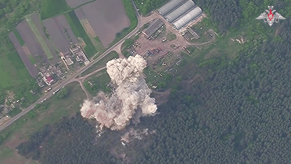 'Sở chỉ huy lữ đoàn phòng không Kharkov' Ukraine bị tên lửa Iskander Nga san phẳng