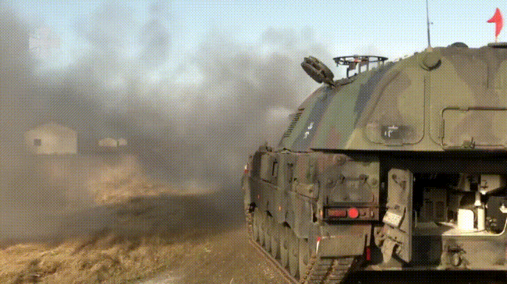 Pháo tự hành mạnh nhất thế giới của Đức chính thức tham chiến tại Donbass