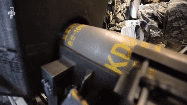 Triển vọng Romania chỉ tỷ USD đặt mua pháo tự hành 'thần sấm' K9 Hàn Quốc