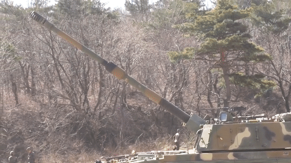 Triển vọng Romania chỉ tỷ USD đặt mua pháo tự hành 'thần sấm' K9 Hàn Quốc