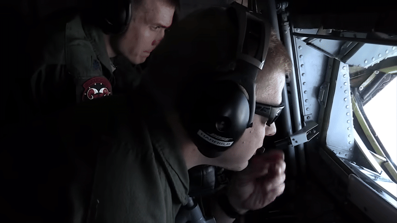 Máy bay ném bom 'Bóng ma' B-2 Mỹ bay 37 giờ liên tục để tập kích Iran