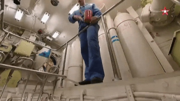 Nga bất ngờ công bố hình ảnh hiếm về lò phản ứng bên trong tàu ngầm hạt nhân