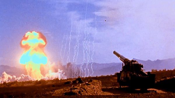 Uy lực từ pháo hạt nhân M65 của Mỹ khiến xe ô tô 'bốc hơi'