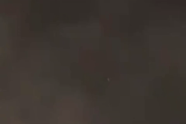 Khoảnh khắc tên lửa Iran bị đánh chặn ngoài khí quyển khi tấn công Israel