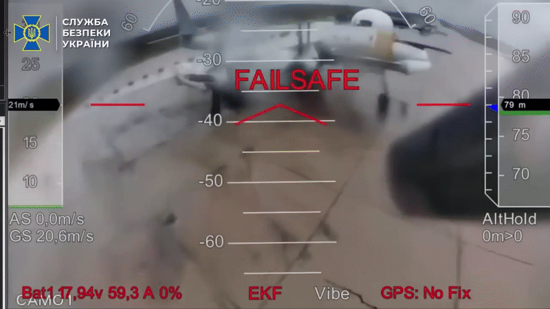 Vì sao Nga phải di tản 'Thiên nga trắng' Tu-160 tới tận vùng Viễn Đông xa xôi?