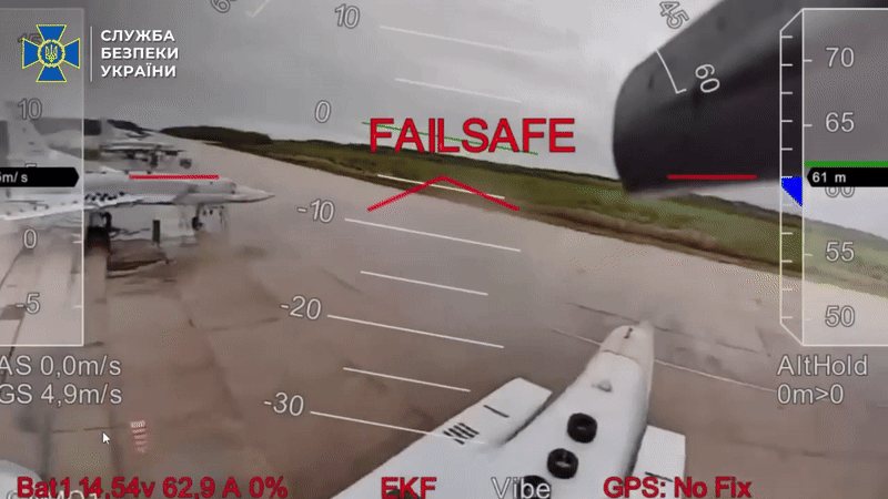 Vì sao Nga phải di tản 'Thiên nga trắng' Tu-160 tới tận vùng Viễn Đông xa xôi?