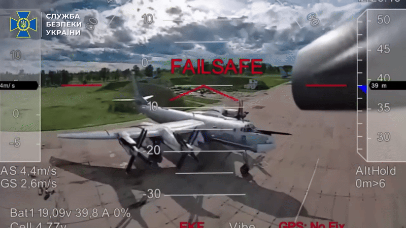 Vì sao Nga phải di tản 'Thiên nga trắng' Tu-160 tới tận vùng Viễn Đông xa xôi?