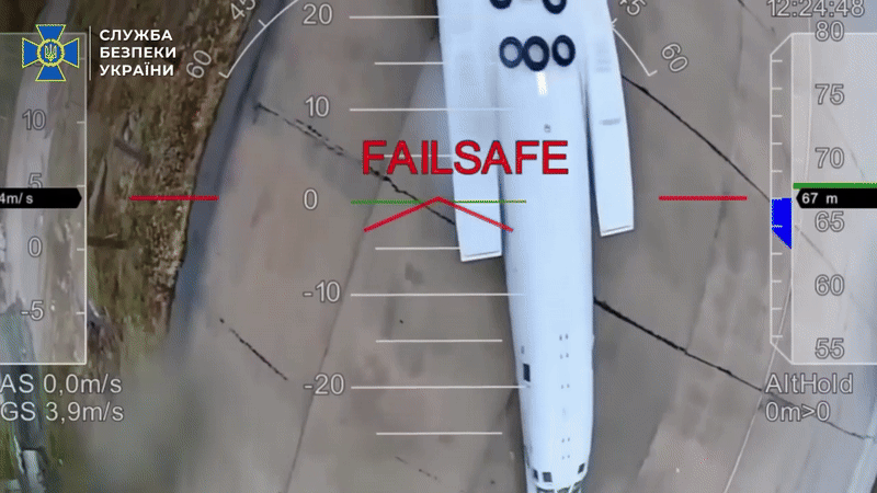 Vì sao Nga phải di tản 'Thiên nga trắng' Tu-160 tới tận vùng Viễn Đông xa xôi?