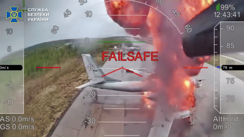 Quyết định hiếm thấy của Nga khi dùng 'thiên nga trắng' Tu-160 tập kích Ukraine