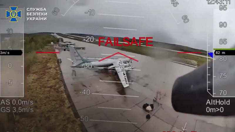 Vì sao Nga phải di tản 'Thiên nga trắng' Tu-160 tới tận vùng Viễn Đông xa xôi?