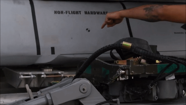 Mỹ sắp chuyển tên lửa không đối đất tầm xa cực nguy hiểm cho Ukraine?