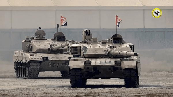 Pakistan mua 679 xe tăng VT4 của Trung Quốc