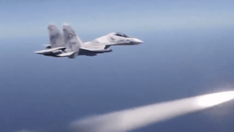 Đó còn là thông điệp chính trị gửi đến Washington: Caracas vẫn có khả năng bảo vệ lãnh hải và duy trì chủ quyền, bất chấp sức ép quân sự từ Mỹ.