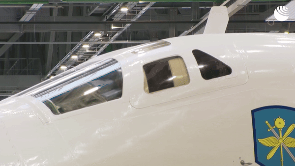 Tổng thống Putin bay trên máy bay ném bom chiến lược Tu-160M