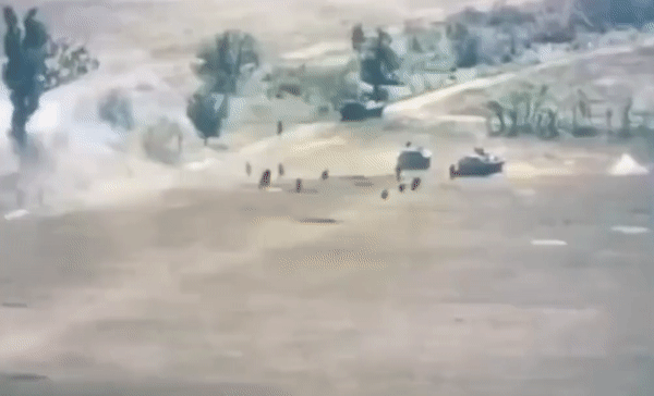 Ukraine tuyên bố phản công Nga trên toàn chiến tuyến