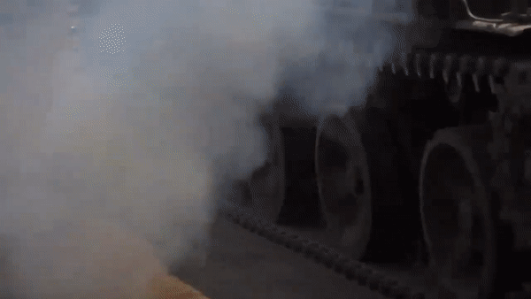 Pháo tự hành 2S3 Akatsiya Nga bị UAV TB-2 Ukraine phá hủy tại Kherson