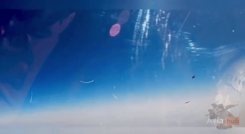 Cảnh máy bay Su-34 Nga thả pháo sáng vào UAV MQ-9 của Mỹ tại Syria