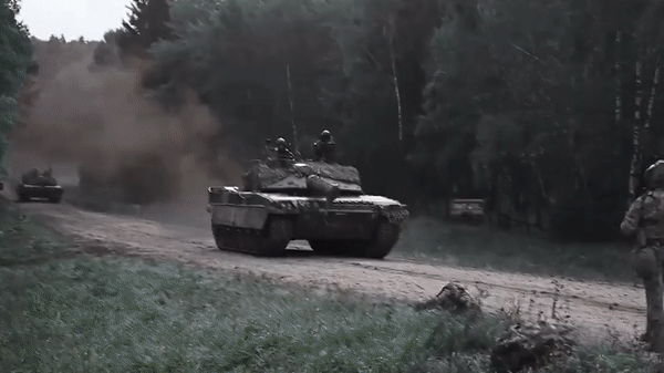 Xe tăng C1 Ariete - 'hổ thép chiến trường' đến từ Ý