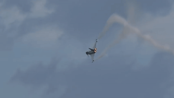 Tiêm kích Typhoon của Anh tiếp cận bán đảo Crimea ở khoảng cách nguy hiểm