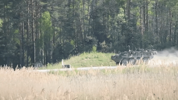 Thiết giáp Stryker của Mỹ được Bulgaria chọn mua để thay thế sản phẩm từ thời Liên Xô