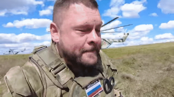 Trực thăng lớn nhất thế giới Mi-26 Nga lập cầu hàng không giải nguy cho Kharkiv?