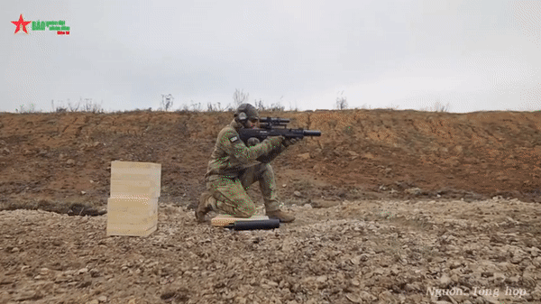 Súng trường ShAK-12 bắn xuyên tường của đặc nhiệm Nga tham chiến tại Ukraine